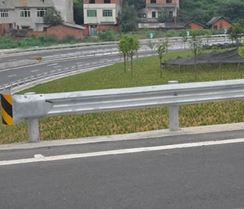 高速公路香蕉视频APP在线板